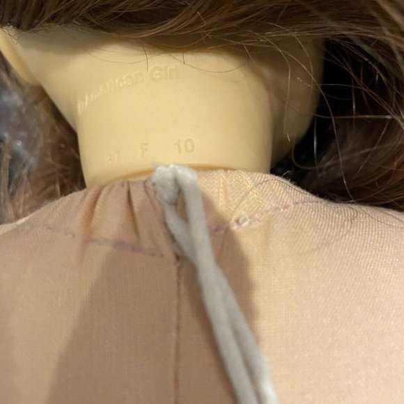 American Girl Doll Saige Girl of the Year DOLL ONLY - Picture 6 of 7